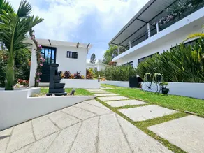 Villa San Salvador - Image 2