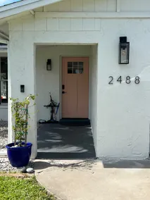 Hidden Gem-Central Naples-3 Miles to Town & Beach - Image 2