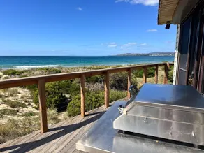 IdleWild - Secluded Absolute Beachfront Escape - Image 2