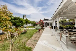Relaxing Studio Near Disneyland Attractions - Image 5