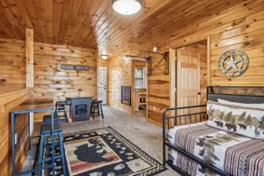 Classic Cabin w/ Hot Tub, Minutes from Dollywood - Image 4