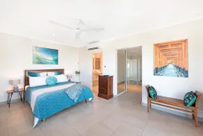 ZEN PINNACLE PENTHOUSE Darwin's Exclusive Zen Retreat in Darwin City - Image 4