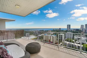 ZEN PINNACLE PENTHOUSE Darwin's Exclusive Zen Retreat in Darwin City - Image 2