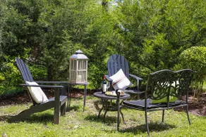 Luxurious two story Keswick guest house with pool - Image 4