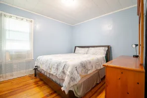 Spacious 3-Bedroom Stay 3rd Floor | AC, WiFi - Image 4
