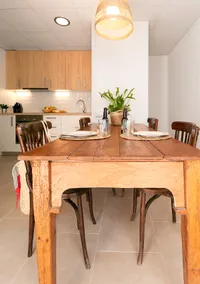 Beautiful loft, with private patio and fireplace - Image 3