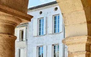 Townhouse in the heart of a historic bastide - Image 4