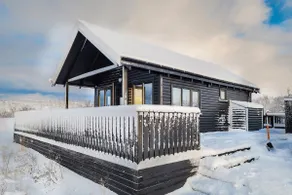 Cozy Cabin with a HOT TUB - Image 3