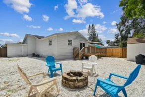 Dream’n in Downtown Dunedin, steps from it all! - Image 4