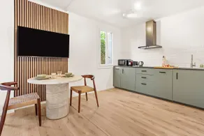 Apartment near Place des Lices + parking - Image 4