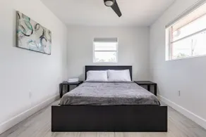 Renovated Home with Private Pool 5 min from Beach - Image 5