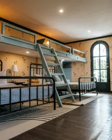 Hilltop Guesthouse w/ Private Pool & Nature Views - Image 2