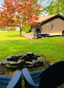 Cozy Cottage with Lake View,  Minutes to Bethel Woods, Skiing & Casino - Image 3