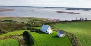 Stunning views from waterfront farm cottage - Image 5