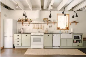 Cozy Cottage Escape - Image 5