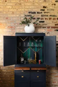 3-bedroom exposed brick in Chicago's Wicker Park - Image 4