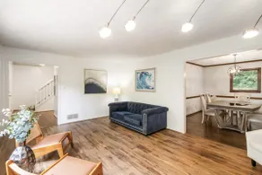 Spacious 4bedroom Home\nwith private Acre lot - Image 4