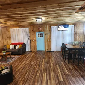 Unique Country Cabin Meets Farmhouse Modern!!! - Image 3