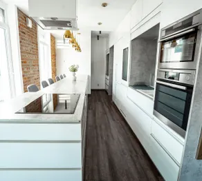 Karinflats Deluxe - ”The Cream” Penthouse Apt. - Image 4