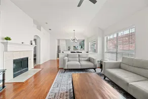 Relaxing 3BR/2BA Oasis - Hot Tub & 5 Beds! - Image 4