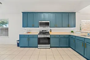 Relaxing 3BR/2BA Oasis - Hot Tub & 5 Beds! - Image 3