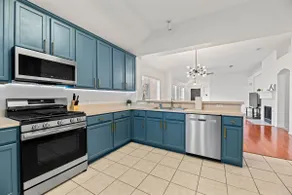 Relaxing 3BR/2BA Oasis - Hot Tub & 5 Beds! - Image 2