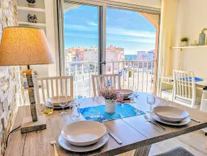 CAP T2 WIFI Parking, Air Conditioning, Beach 150 m, Port 400 m - Image 2