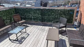 Vintage two bedroom walk-up apartment - Image 3