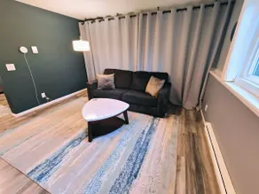 Quiet & Bright Home, Large Yard, Pet Friendly - Image 3