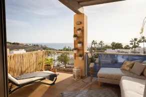 Flat with pool | Beach nearby - Image 4