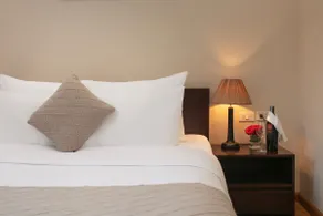 HB Serviced Apartment - 12 Trần Quý Kiên - Image 4