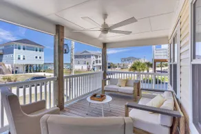 Newly remodeled beach cottage 4min walk to beach - Image 4