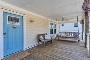 Newly remodeled beach cottage 4min walk to beach - Image 3