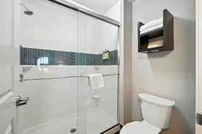 Apartment Room with Kitchen and FREE parking - Image 4