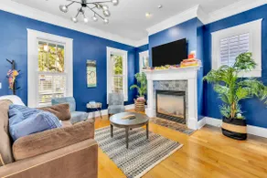1537- Sleeps 9, Entertaining Layout, Near Downtown - Image 2
