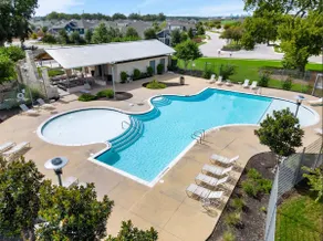 4 Bed East Austin| Pool| Spacious & cozy home - Image 3