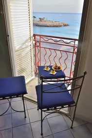 Le Provençal: 2 bedrooms, 2 bathrooms, air conditioning, beachfront - Image 4