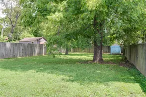East Nash 3BR Fenced Yard | Deck | Parking | Pets - Image 2