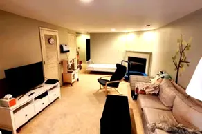 Family-Friendly Suite near GMU & Fair Oaks - Image 2