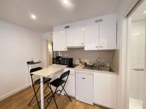 Quiet apartment in the center of Biarritz (renovated 2024) - Image 3