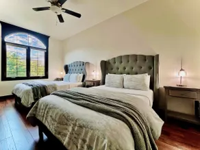 Luxurious 2BR/3BED/2.5BA Bentonville Walmart AMP - Image 2