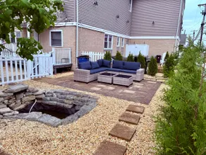 Lovely Seaside Park Getaway - Walk to Beach & Bay - Parking, Patio, BBQ - Image 2