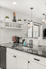 Beautifully updated 2BD/2BA 1st floor condo in DTC - Image 5