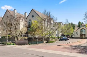 Beautifully updated 2BD/2BA 1st floor condo in DTC - Image 4