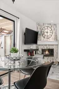 Beautifully updated 2BD/2BA 1st floor condo in DTC - Image 3