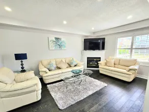 Beautiful 3 bedroom Entire detached home - Image 3