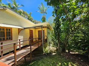 Home in the tropics - Image 3