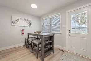 2-BR Sea Coral Beach House - 1.5 blocks from beach - Image 5