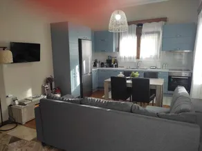 Myron & Gabby's House - Image 3