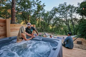 Spa, walk to river + saloon. Near Giant Sequoias - Image 5